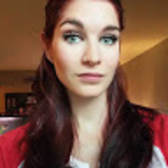 Meet your Posher, Monique - Picture 1 of 1